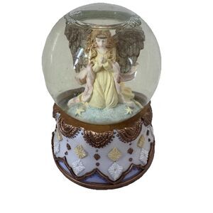 Vintage SAN FRANCISCO MUSIC BOX CO Snow Globe Angel Fast Shipping